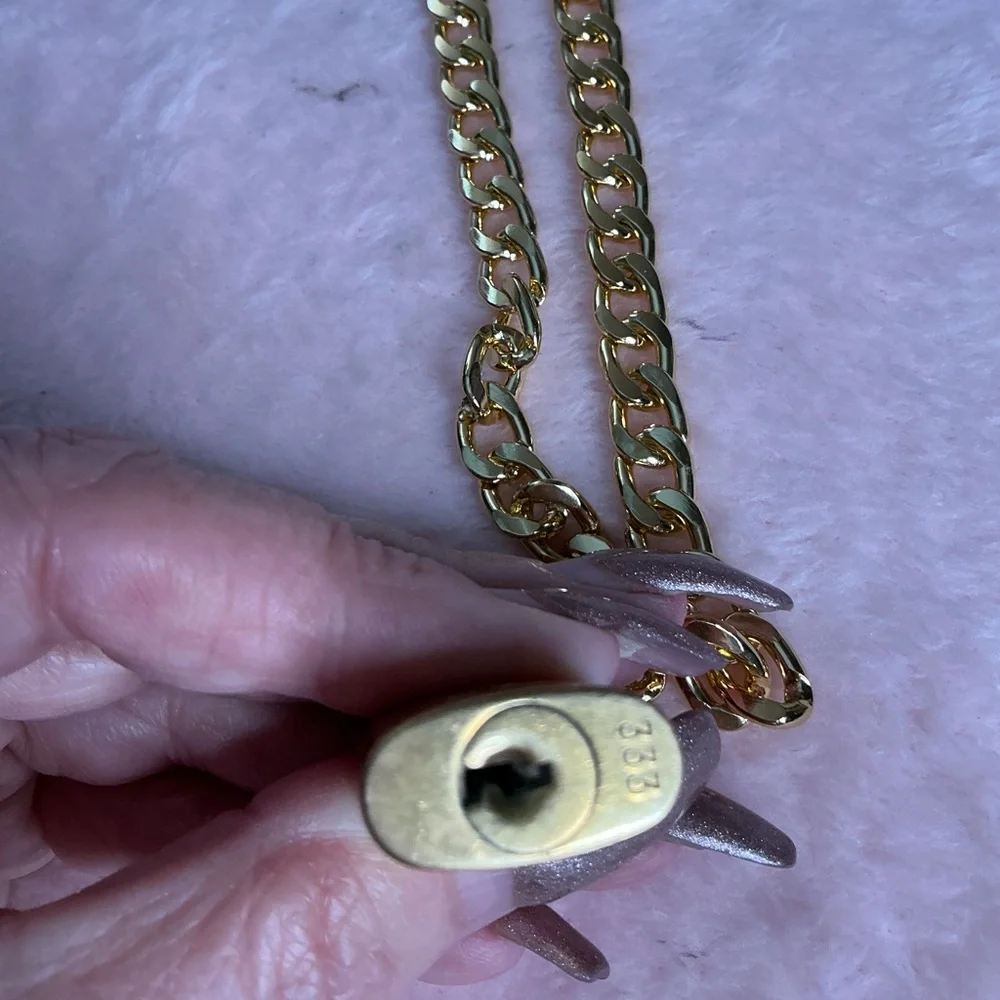 #333 Authentic Louis Vuitton Lock with Unbranded Gold Chain #333 - Picture 3 of 4